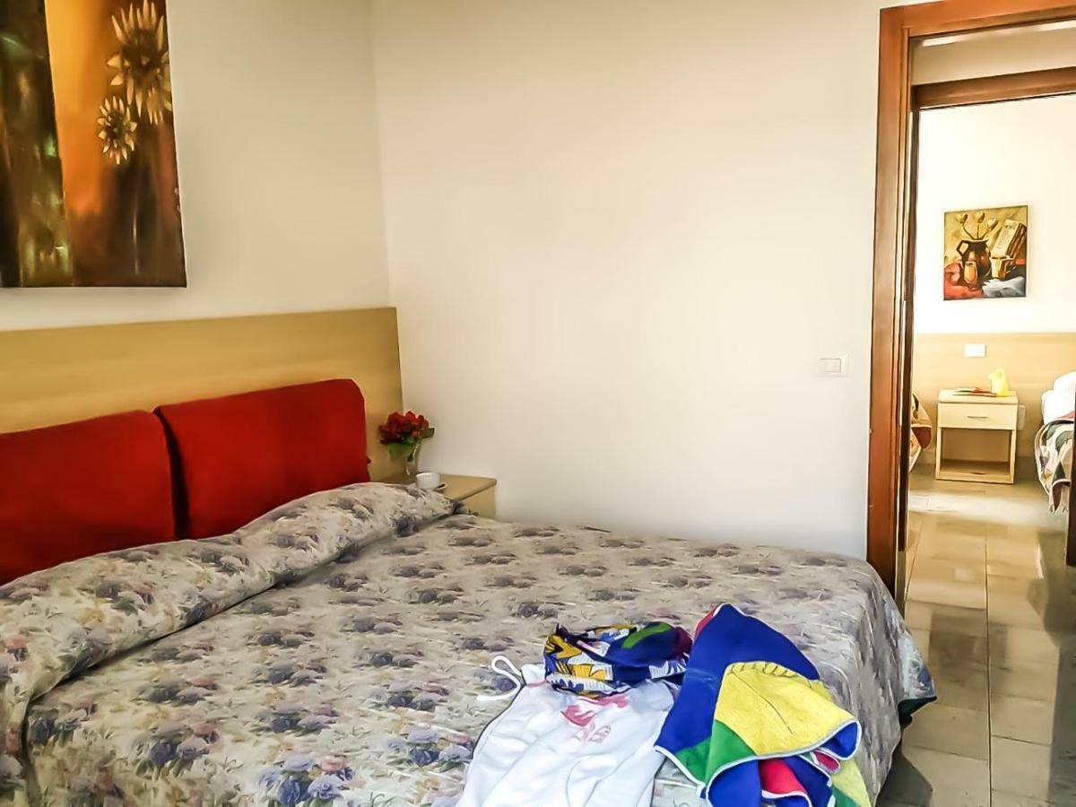Condominio Moschettieri Trilocale 比比翁 外观 照片